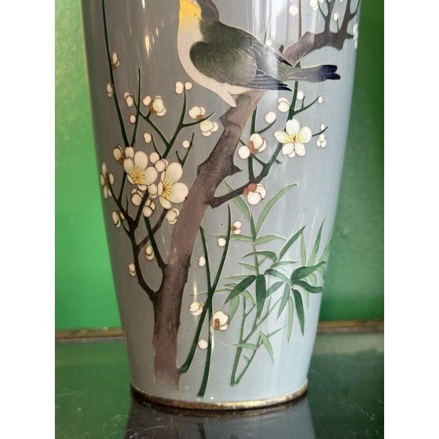 Ando Japanese Cloisonne Enamel Vase Bird Plum Blossoms Bamboo Silver Gray Ground For Sale In New York - Image 6 of 12