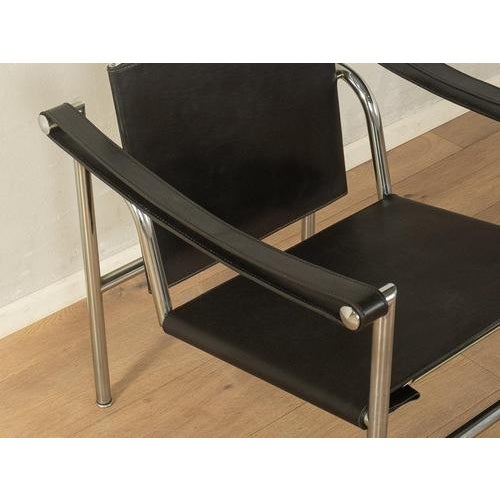 LC1 Armchair by Le Corbusier for Cassina For Sale - Image 7 of 11
