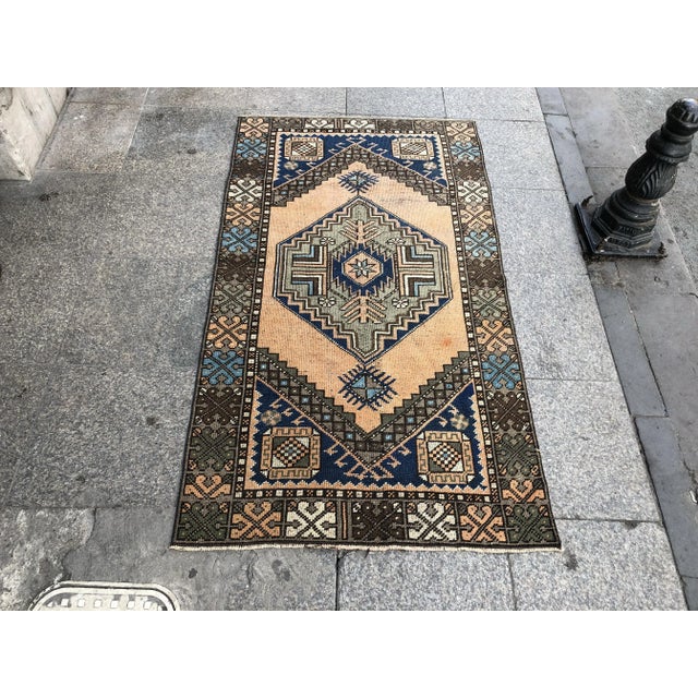 Turkish Contemporary Wool Rug - 3′1″ × 5′5″ For Sale - Image 11 of 11