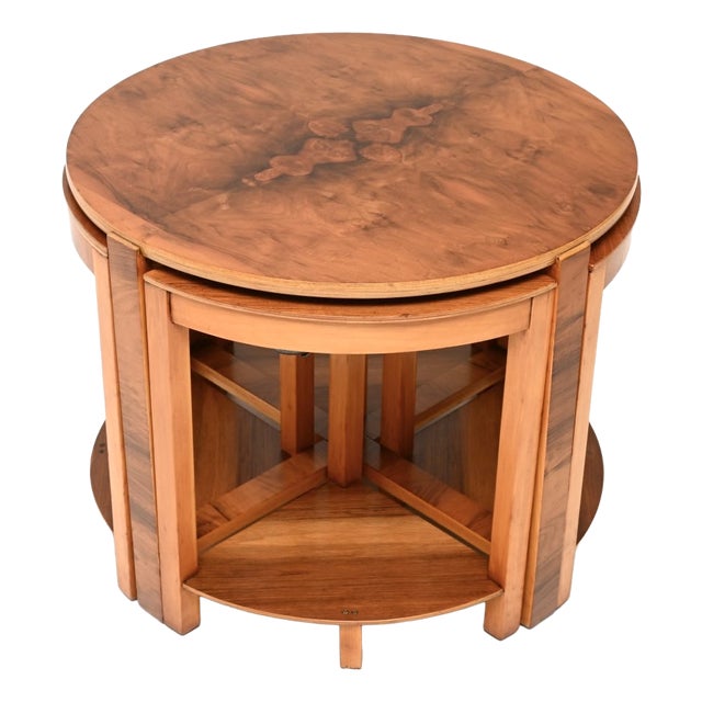 Art Deco Nesting Tables in Figured Walnut, 1930, Set of 4 For Sale