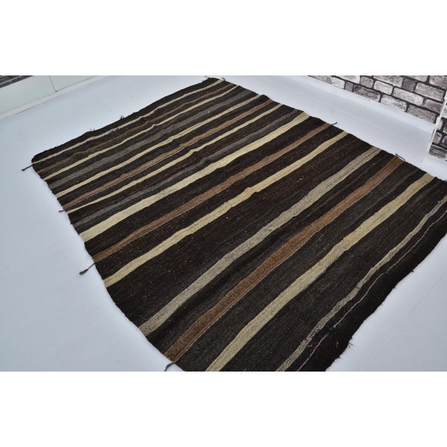 Oushak Anatolian Handwoven Vintage Kilim For Sale - Image 4 of 10