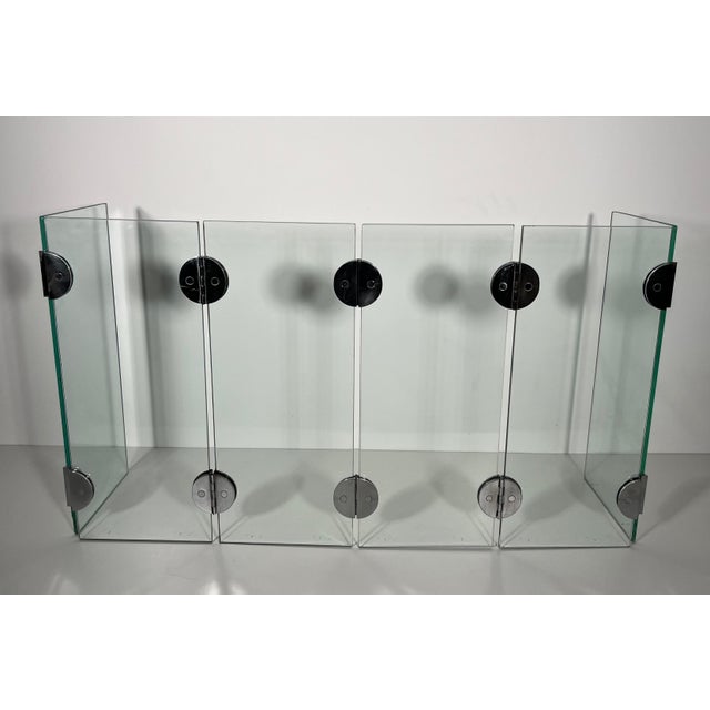 Exceptional fireplace screen made of 6 glass panels and chrome hinges For Sale - Image 12 of 12
