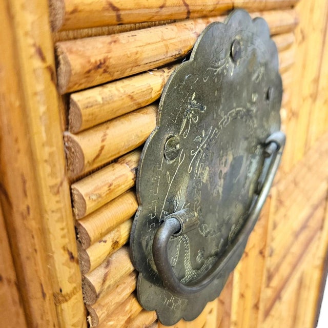 Brown Pair of Vintage Chinoiserie Split-Bamboo Woven Trunks/Chests With Brass Dragon/Phoenix Latches For Sale - Image 8 of 11