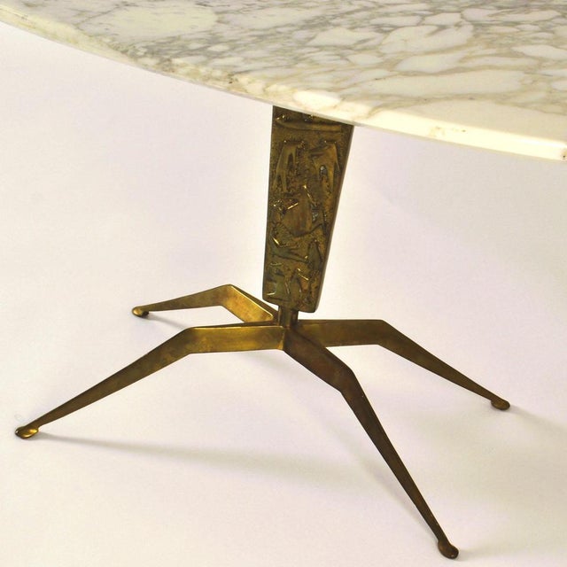 Marble and Bronze Relief Dubè Coffee Tables attributed to Duilio Barnabé for Fontana Arte, Italy, 1955, Set of 2 For Sale - Image 11 of 18