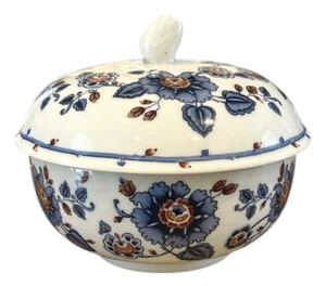 Vintage Chinoiserie Estée Lauder Blue, White & Red “Asian Garden” Ceramic Floral Pumpkin Form Lidded Jar / Box / Trinket Dish