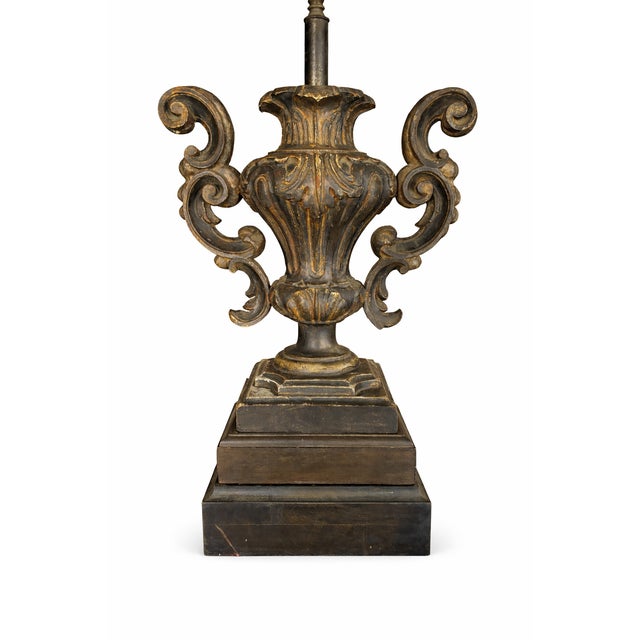Vintage 47” Monumental Ralph Lauren Style Urn Table Lamp – Carved Compo & Wood Base For Sale - Image 12 of 13