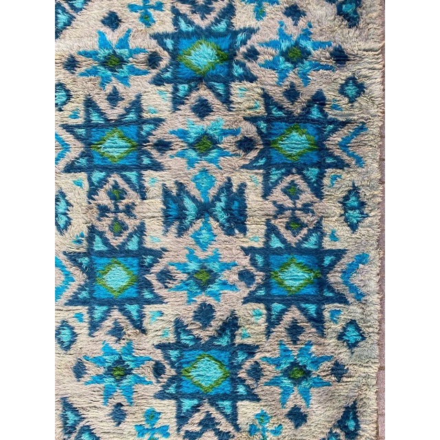 Very beautiful vintage Scandinavian rug with beautiful geometrical design and nice colors, (I can’t attribute it to a...