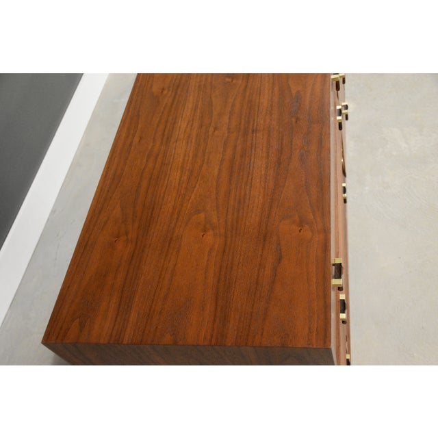 1950s Refinished Walnut 48” Dresser by Edward Wormley for Dunbar For Sale In Boston - Image 6 of 10
