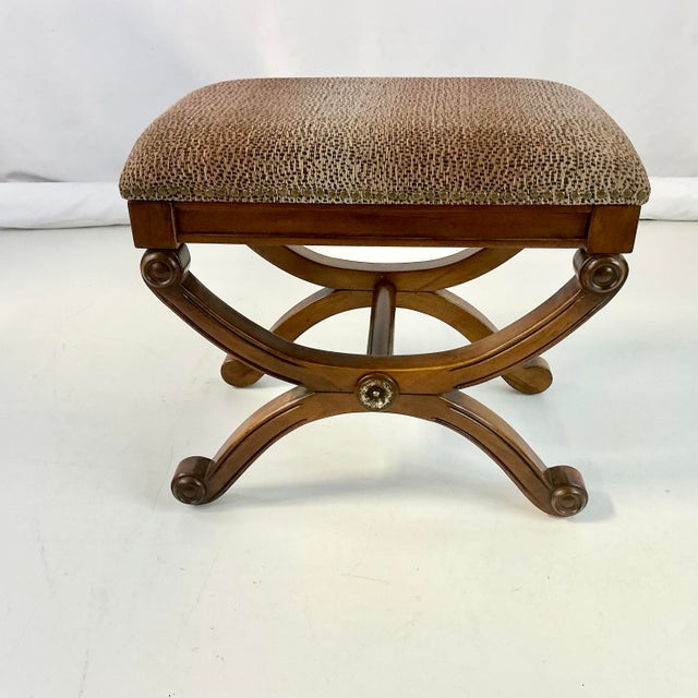 1970s Vintage French Neoclassical Hollywood Regency Style X-Based Bench For Sale - Image 4 of 15