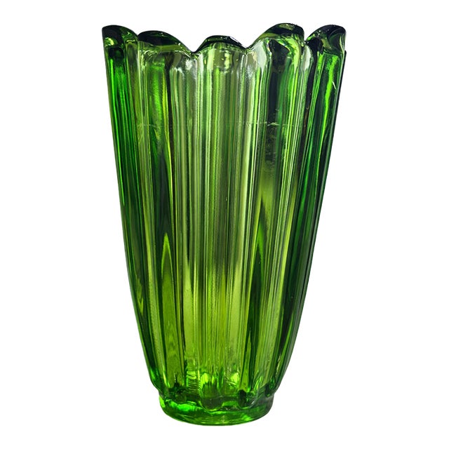 Mid 20th Century Emerald Green Ruffled Art Glass Vase – 7.5” Tall For Sale