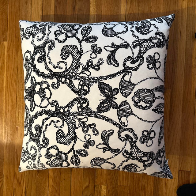 Handcrafted Decorative Pillow Case For Sale In New York - Image 6 of 6