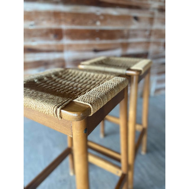 Mid-Century Modern Pair of Jute Wrapped Backless Bar Stools | Mid Century Modern For Sale - Image 3 of 13