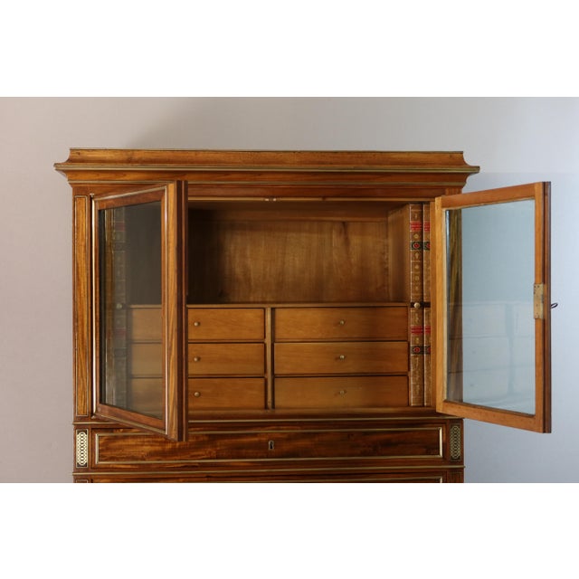 Louis XVI Secretaire in Satinwood For Sale - Image 11 of 15
