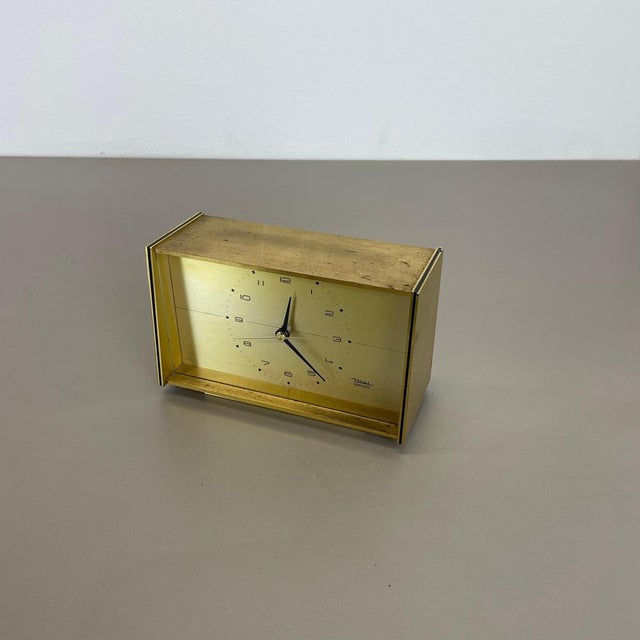 1960s Vintage Hollywood Regency Brass Table Clock from Diehl Electro, Germany, 1960s For Sale - Image 5 of 18
