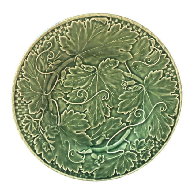 Mid 20th Century Bordallo Pinheiro Majolica Plates With Strawberry Leaf Motif - Set of Five For Sale - Image 5 of 10