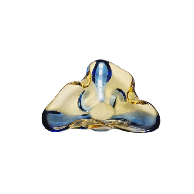 Czechoslovakian Vase by Hanna Machanovska for Mstisov Glassworks, 1960s For Sale - Image 11 of 11