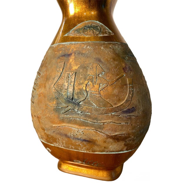 1980s Vintage Egyptian Amphora Etched Hieroglyphics Hi-Sheen Golden Glazed Porcelain Vase Reproduction For Sale - Image 5 of 6