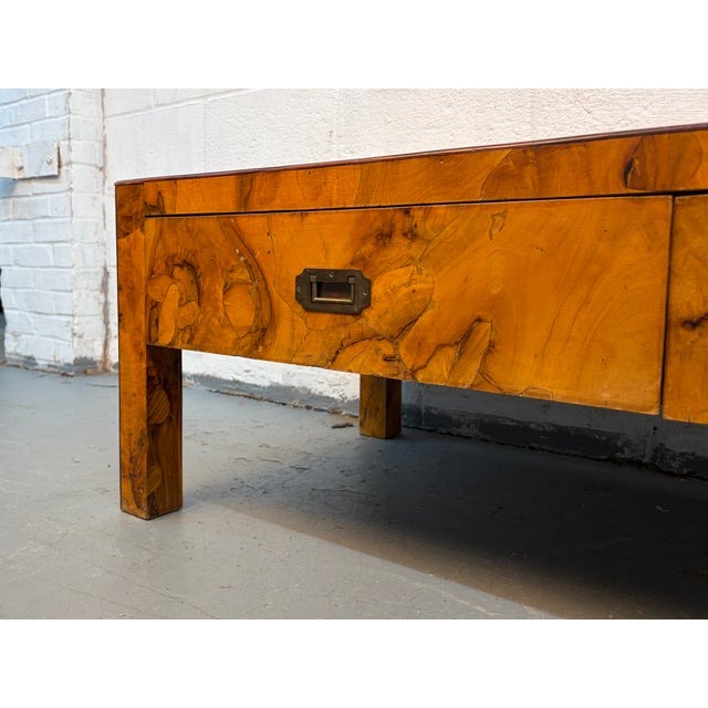 Mid 20th Century Burl Veneer Coffee Table For Sale In New York - Image 6 of 13