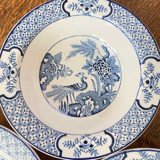 Wood & Son Antique Blue and White Wood and Sons Made in England Bowls "Yuan" Pattern Set of 3 For Sale - Image 4 of 10