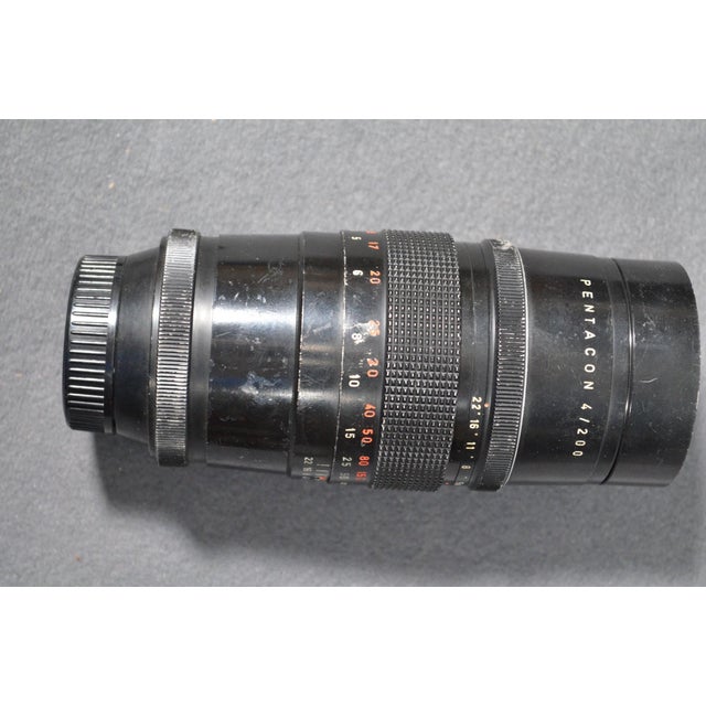 Vintage Praktica LLC 35mm SLR Camera Set With Carl Zeiss Jena Pancolar, Pentacon Lenses, Admiral 500mm Lens and Accessories For Sale - Image 13 of 17