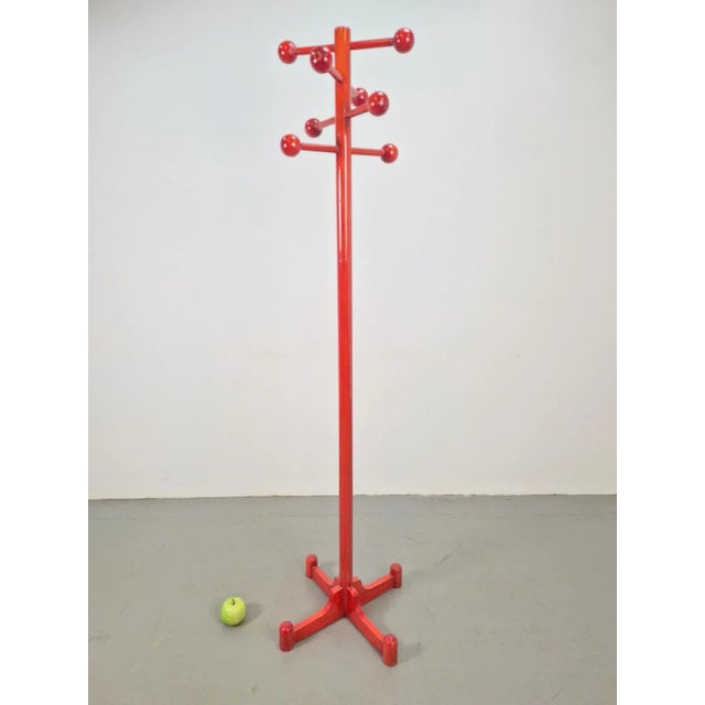 Postmodern Postmodern Red Stained Beech Coat Rack with Balls, Italy, 1970s For Sale - Image 3 of 9
