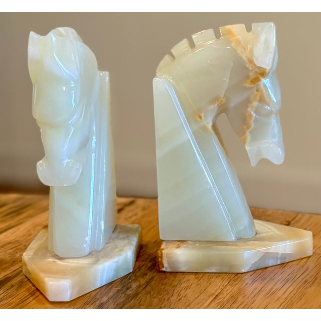 Mid-Century Modern Mid-Century Modern Beige Onyx Marble Horse Head Bookends, a Pair For Sale - Image 3 of 9