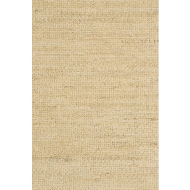 Rug & Kilim’s Contemporary Textural Solid Rug in Beige -9x18 For Sale In New York - Image 6 of 7