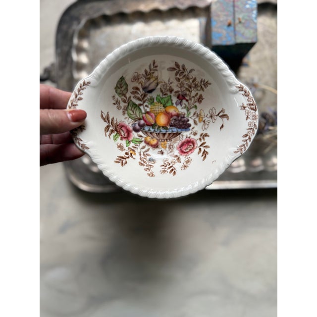 Vintage “Pomona” Windsor Ware Fruit Bowls | Johnson Bros England | c.1940–1950 | Set of 6 Hand-Colored Earthenware For Sale In Chicago - Image 6 of 12