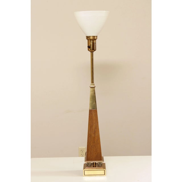 1960s Stiffel Mid Century Brass & Walnut Obelisk Table Lamp For Sale - Image 5 of 13