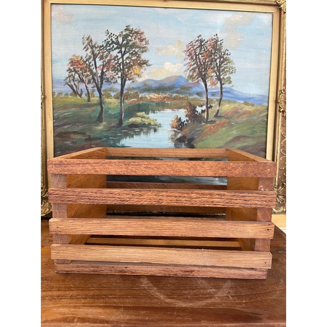Mid 20th Century Vintage Cascade Brand Washington Apple Crate With Original Label-Cashmere Fruit Exchange. For Sale - Image 5 of 10