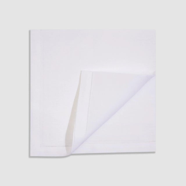 ZdG Pulled Thread Dinner Napkins in White - Set of 4 For Sale - Image 4 of 4