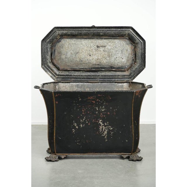 Antique 19th Century Chinoiserie Coal Bin For Sale - Image 3 of 16