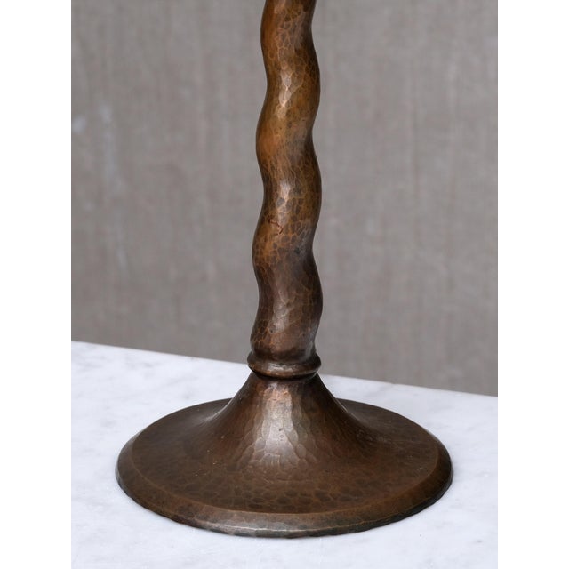 1920s Hammered Copper Model 6834 Table Lamp by Harald Notini for Böhlmarks, Sweden, 1920s For Sale - Image 5 of 11