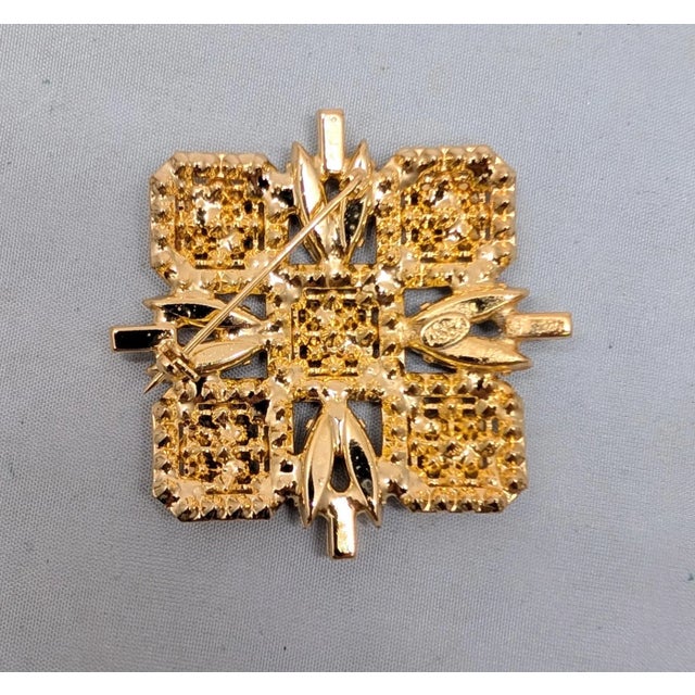 Metal Vintage 1960s Signed Hobe Goldtone Faux-Sapphire & Clear Rhinestone Brooch For Sale - Image 7 of 7