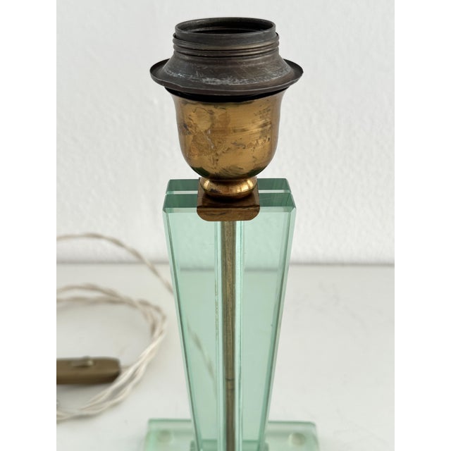 Italian Table Lamp with Green Glass and Brass Details from Fontana Arte, 1950s For Sale - Image 12 of 18