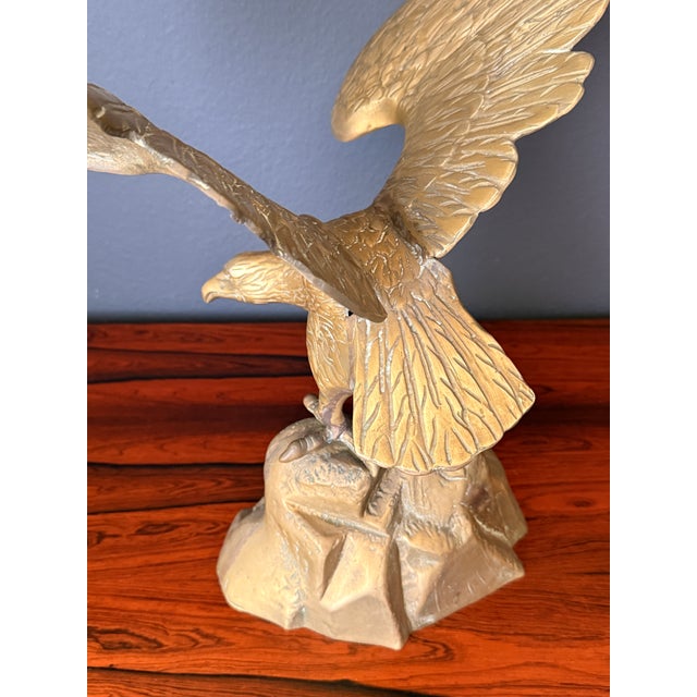 1970s Brass American Bald Eagle Sculpture on Rock For Sale - Image 4 of 12