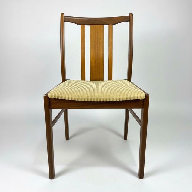 Brown Vintage Nordic Chairs in Fabric, 1970, Set of 4 For Sale - Image 8 of 10