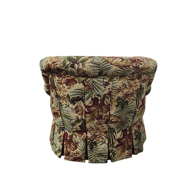 Coastal Vintage Thomasville Attributed Palm Beach Style Armchair For Sale - Image 3 of 7