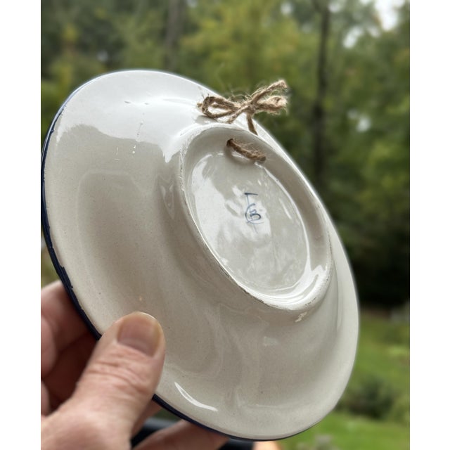Atelier Bondil Moustiers French Faïence Wall Plate With Hand-Painted Floral Urn For Sale - Image 4 of 12
