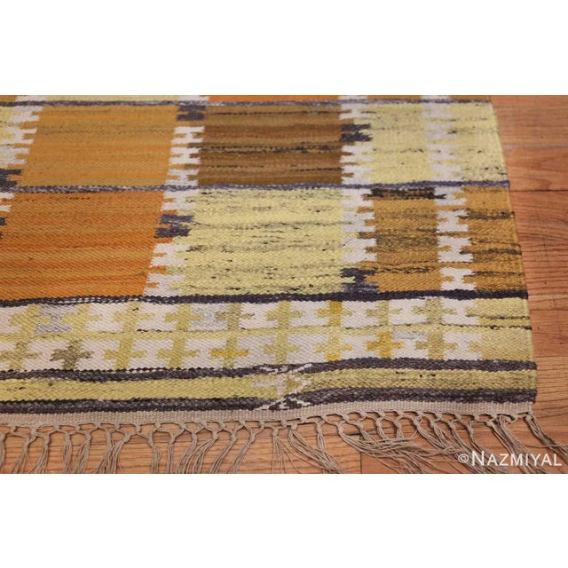 Textile Nazmiyal Collection Geometric Scandinavian Wanda Krakow Mid Century Modern Kilim Rug For Sale - Image 7 of 9
