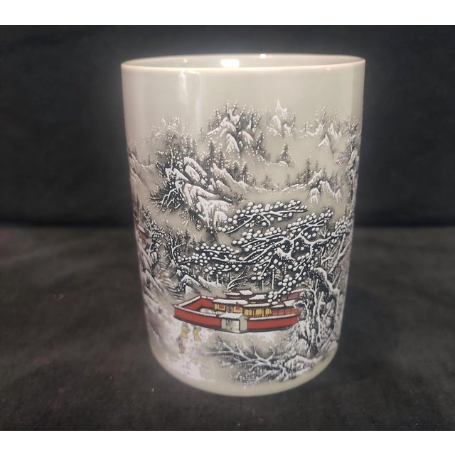 W-9.8cm,H-13.8cm Experience the beauty and elegance of Chinese history with our Chinese Vintage Porcelain Handcrafted with...