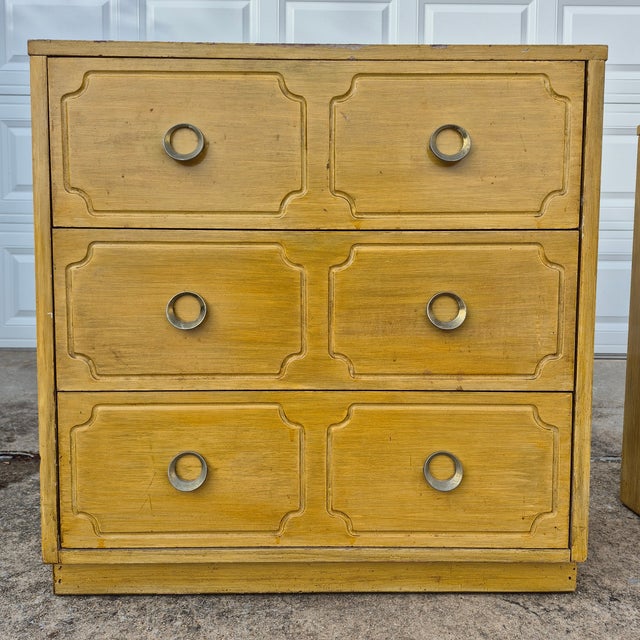 Baker Furniture Company Mid 20th Century y 3-Drawer Chests Dressers Night Stands, Manner Dorothy Draper & T.H. Robsjohn-Gibbings - A Pair For Sale - Image 4 of 14