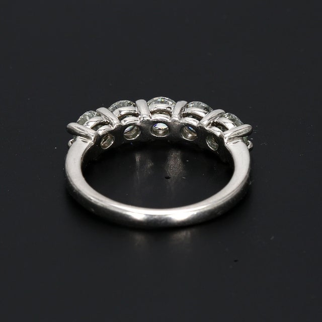 Early 21st Century 1.5ctw Natural Round Brilliant Diamonds in a Five-Stone Platinum Wedding Ring, Size 6.5 For Sale - Image 5 of 8