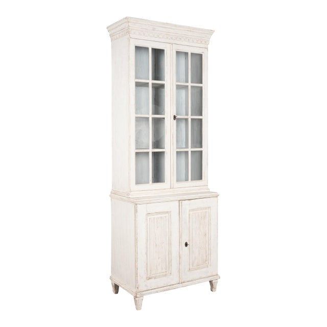 19th Century Swedish Gustavian White Painted Narrow Display Cabinet Bookcase For Sale
