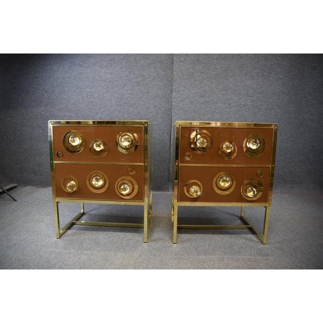 Chocolate Pair of Luxurious Brown Bedside Tables With Glass & Brass For Sale - Image 8 of 12