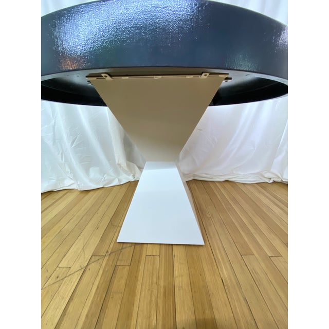 2020s Modern Oval Dining Table Navy Blue White Pedestal Custom Lacquered Linen For Sale - Image 5 of 6