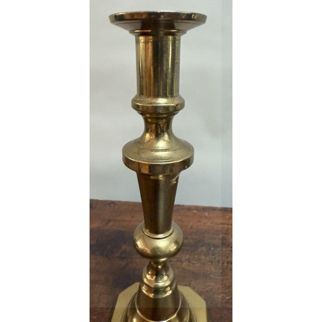 Metal Pair of Mid-19th Century English Brass Candlesticks For Sale - Image 7 of 10