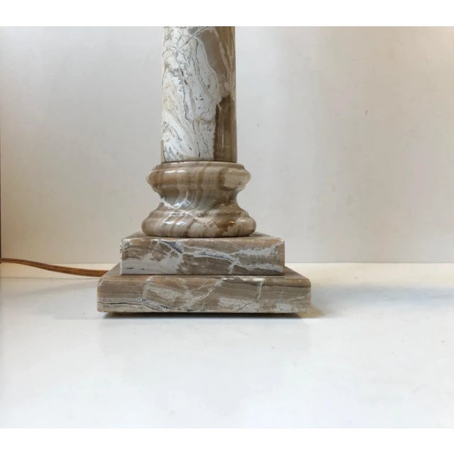 Gemstone Italian Marble Column Table Lamps from Onyx Art, 1970s, Set of 2 For Sale - Image 7 of 9