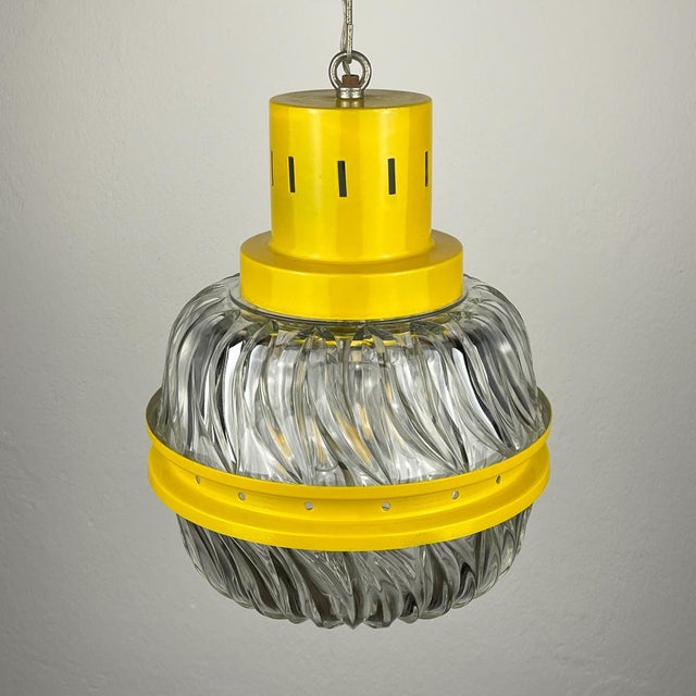 Mid-Century Italian Yellow Pendant Lamp, 1960s For Sale - Image 9 of 17
