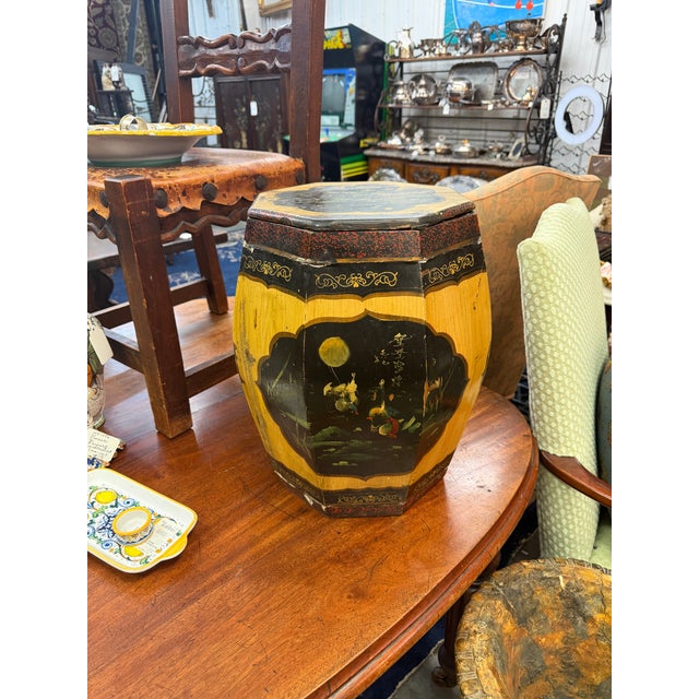 19th-Century Antique Chinese Hand-Painted Tea Canister For Sale - Image 4 of 6